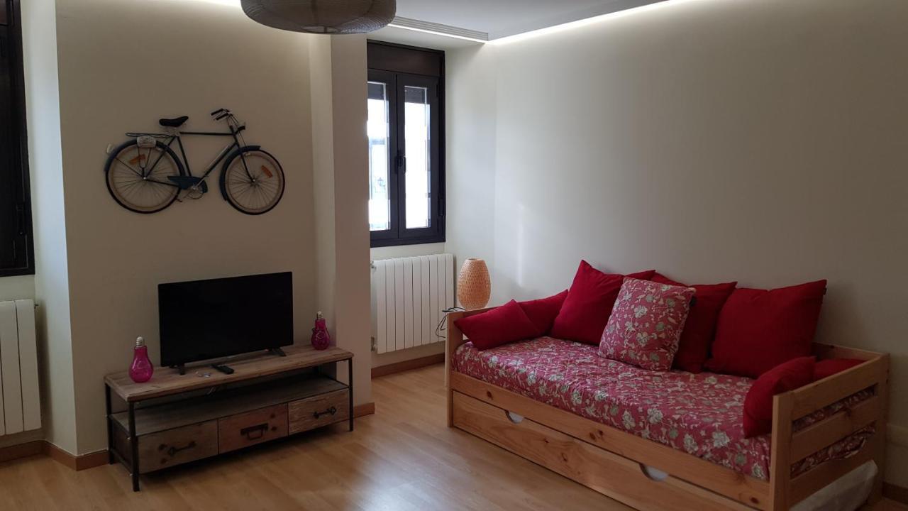 Pilgrim Apartment Burgo Esterno foto