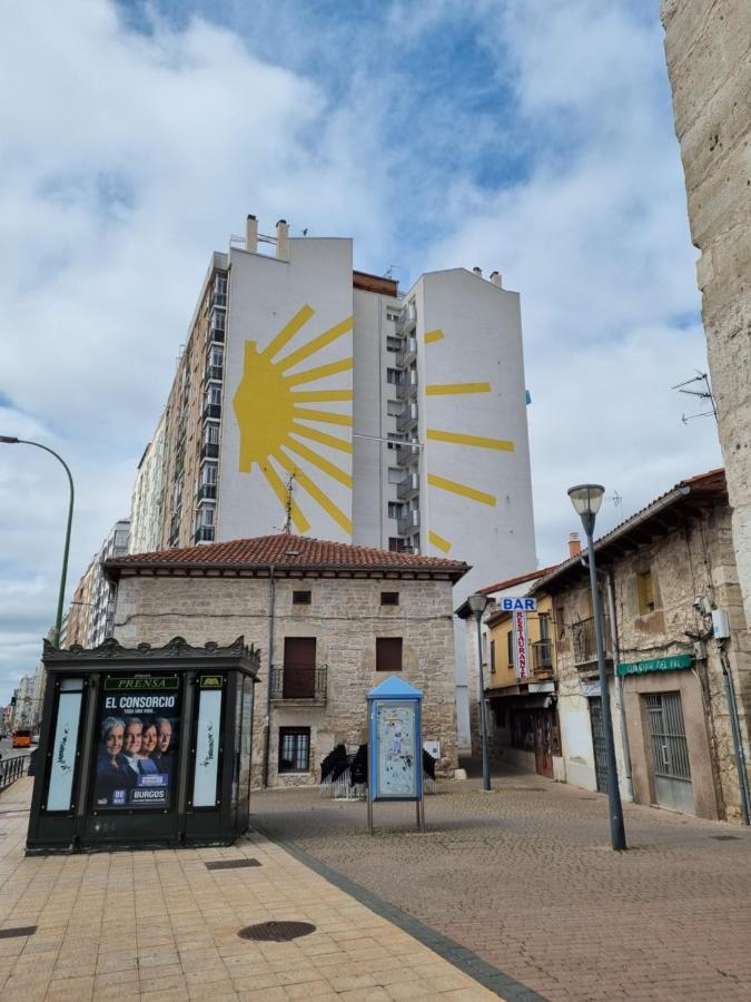 Pilgrim Apartment Burgo Esterno foto